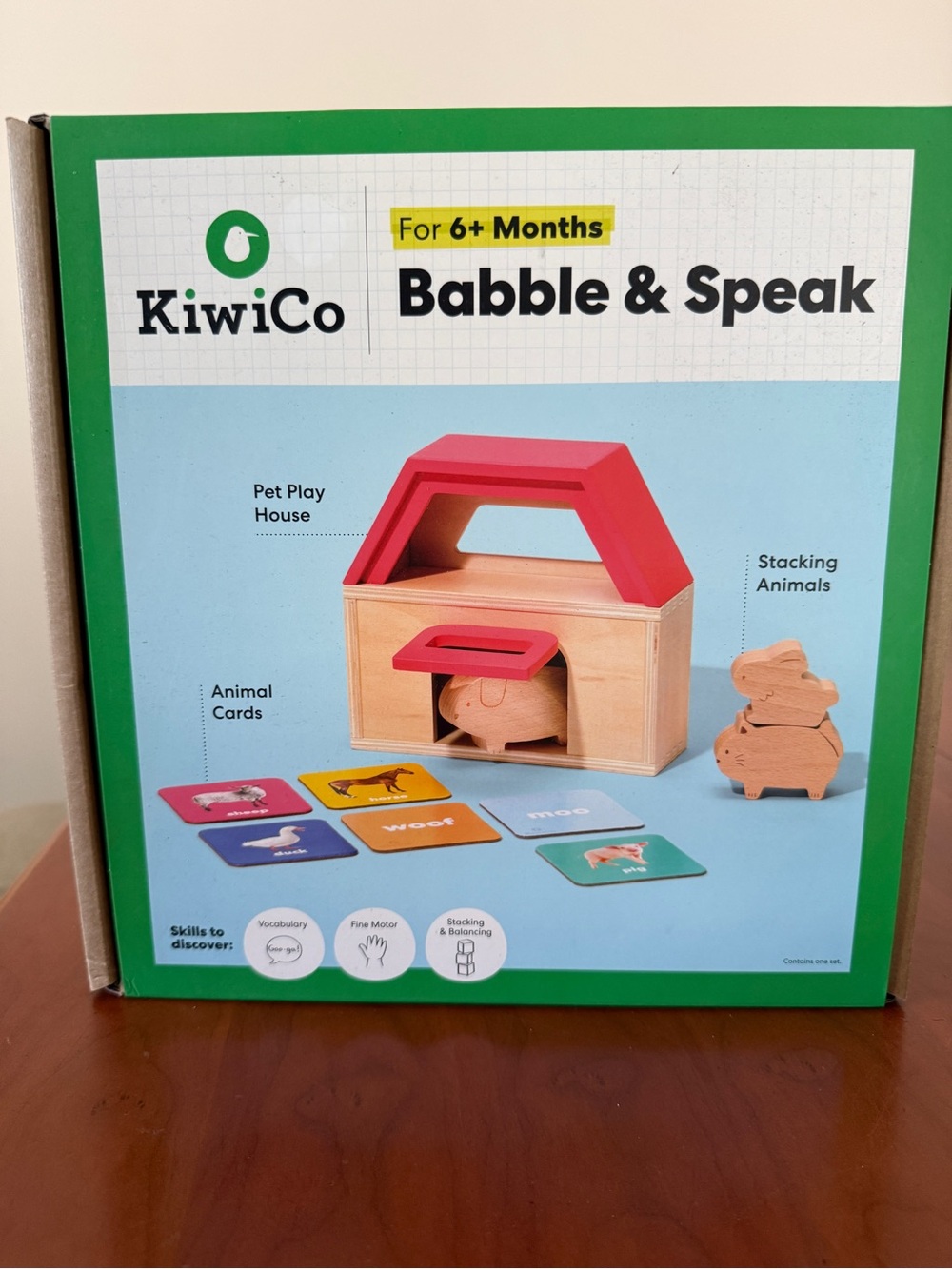 Kiwi Wooden Pet Play House Toy - Red and Natural